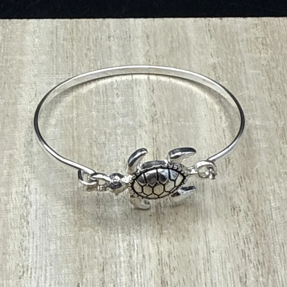 Sea Turtle Bracelet 6.75